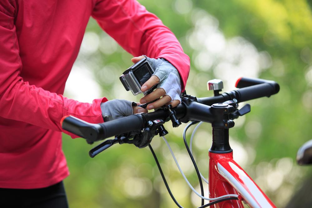 4 Benefits of Cycling with a Front- or Rear-Facing Camera – RedMonkey ...